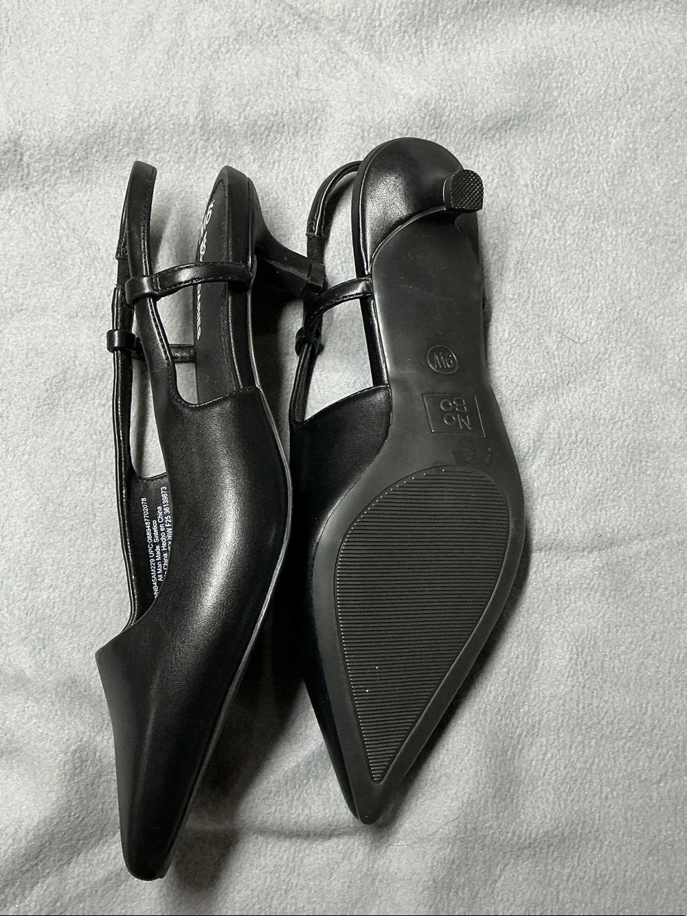 💚 No Boundaries Black Pointed Slingback Kitten Heel 9 Wide 💚